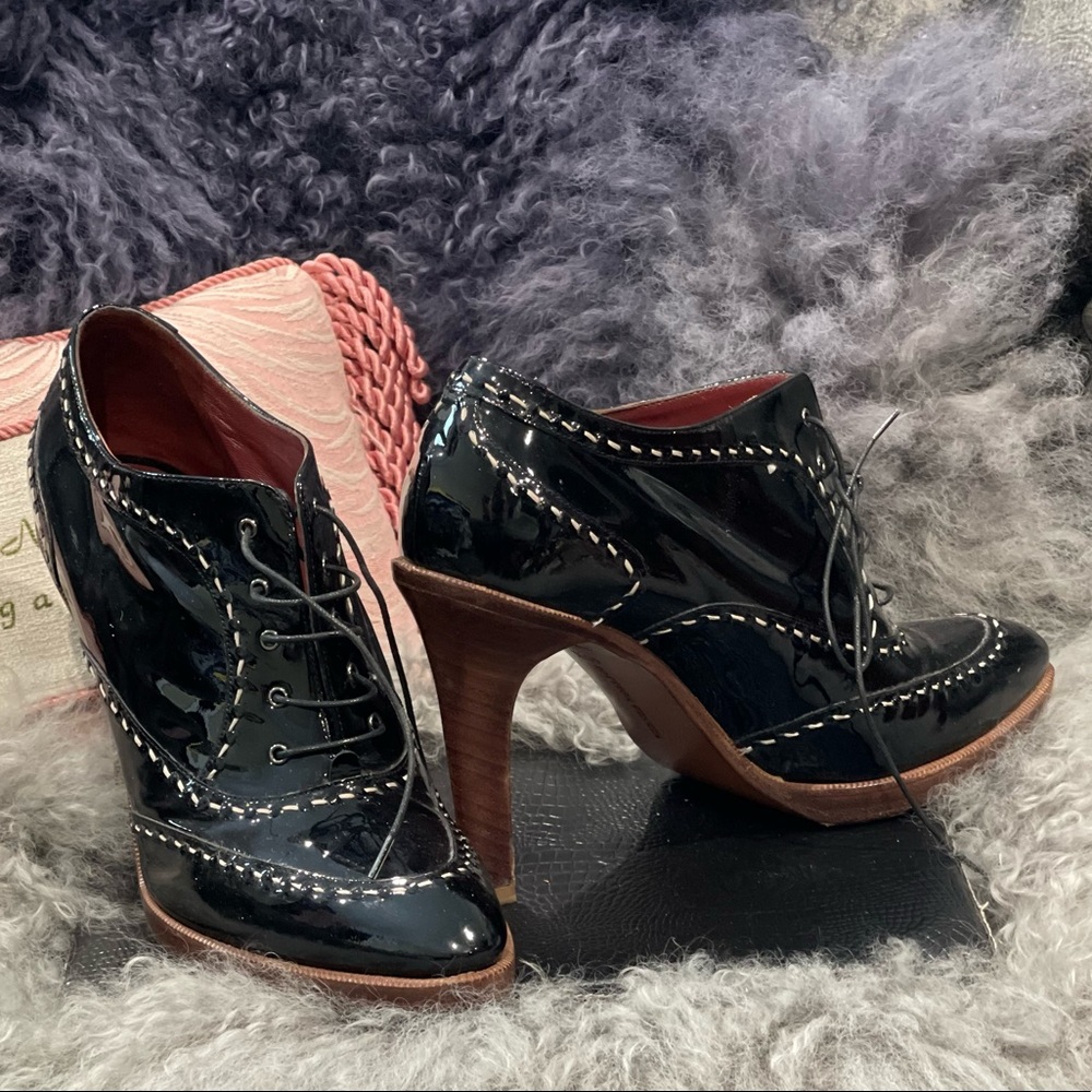 Black Leather Botegga Veneta Bootie